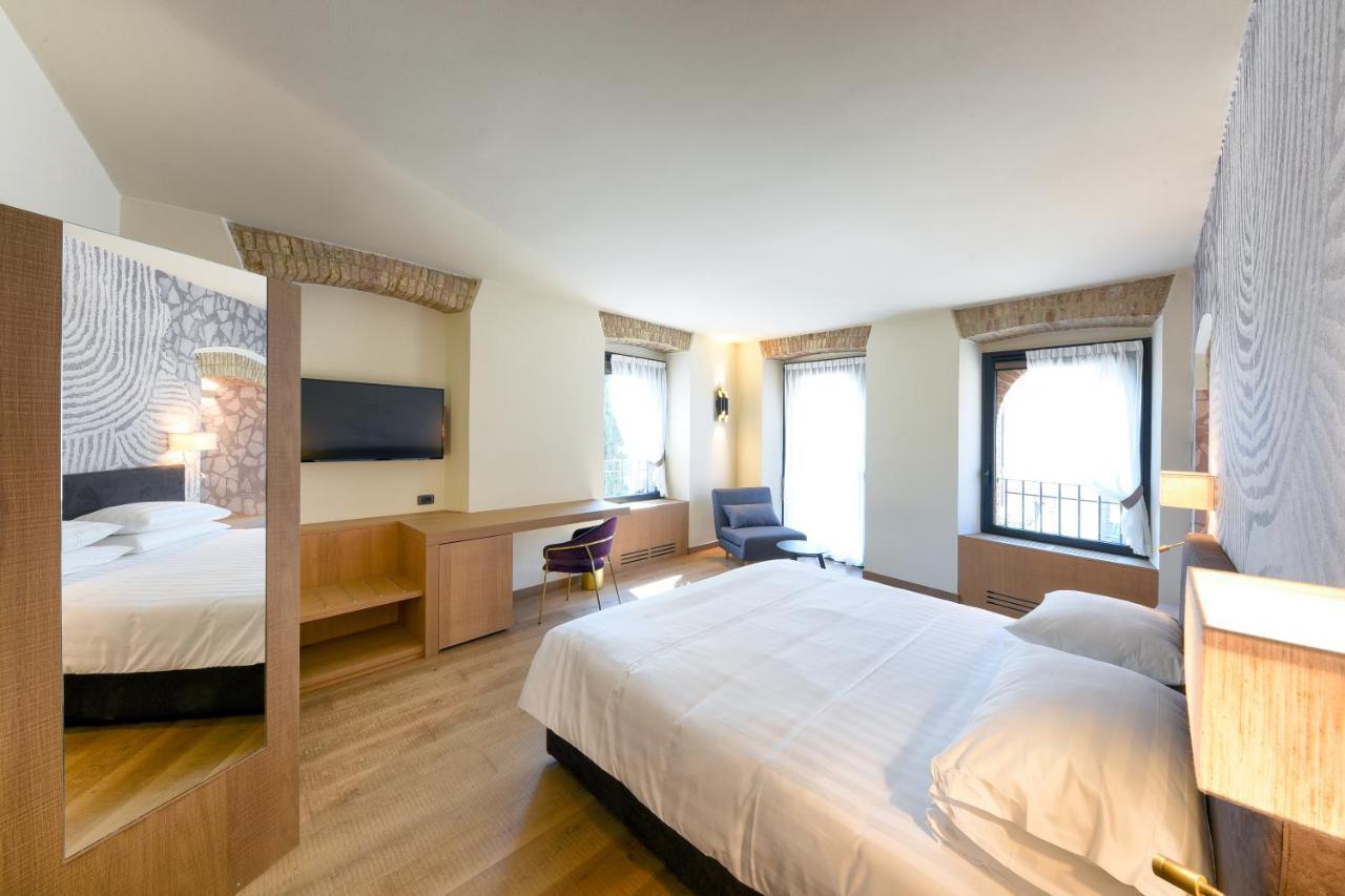 Hotel Relais & Castello Di Casiglio Erba