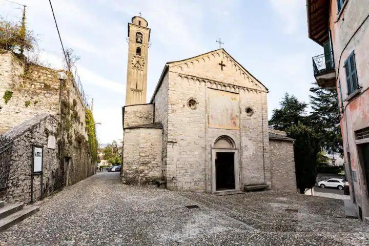 Il Gelsomino Di *