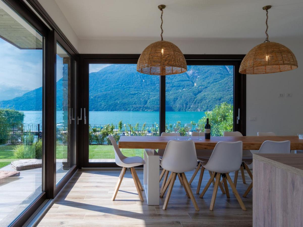 Brezza Di Lago-3 By Interhome