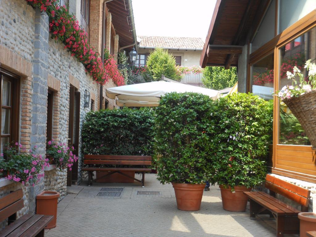 Agriturismo Cassinazza Farm stay Orsenigo