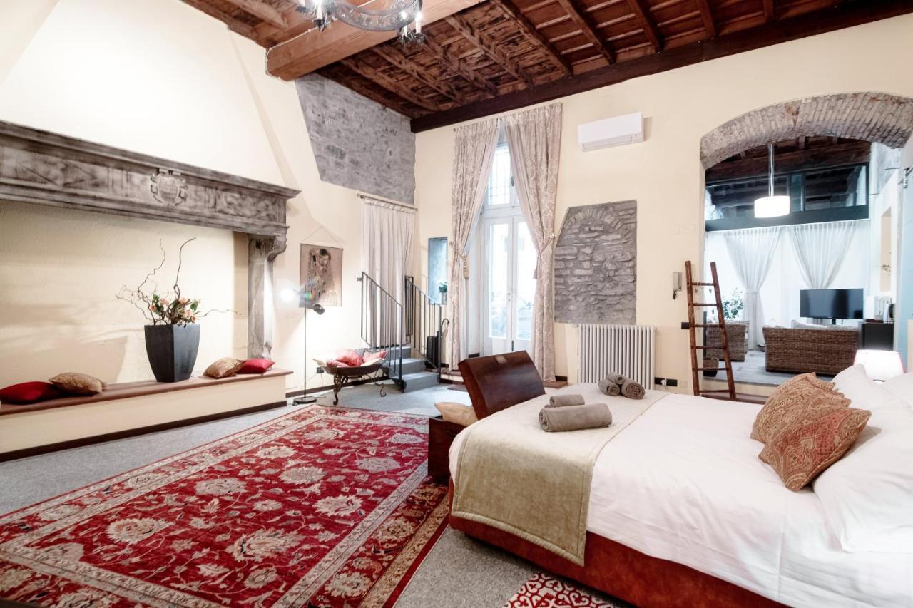 Historical - The House Of Travelers Como