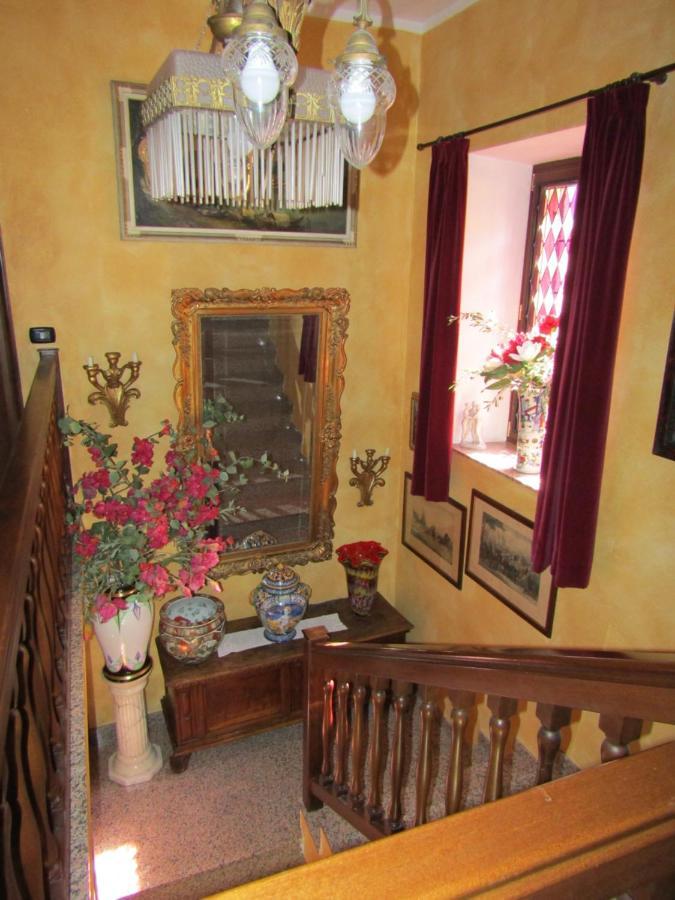 - Foresteria - Frontelago Bed & Breakfast