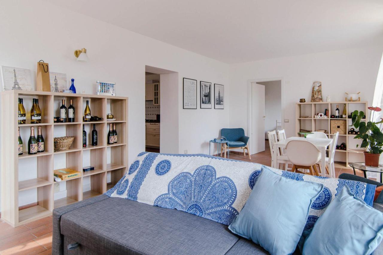 Bertacchi - Inside And Out Holiday home *