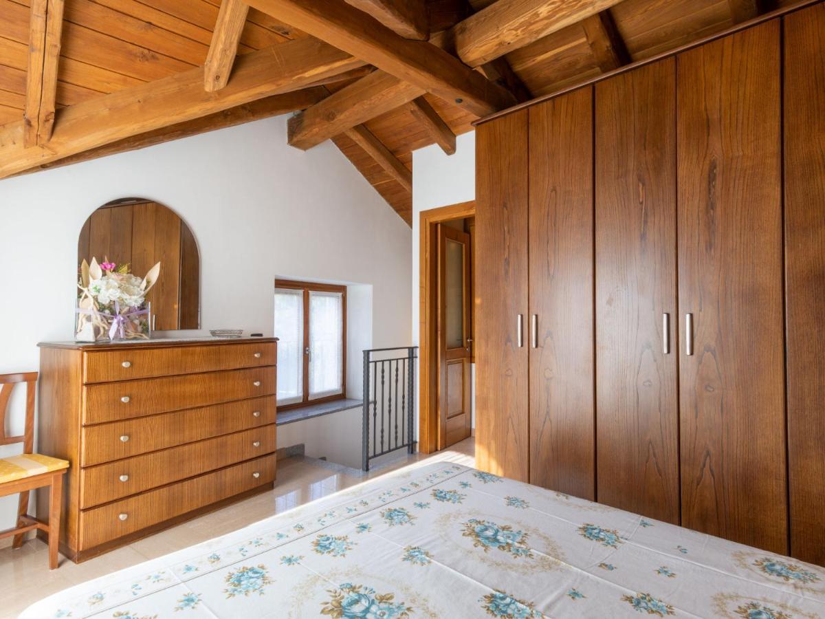 Holiday home Rosa - Vna205 By Interhome