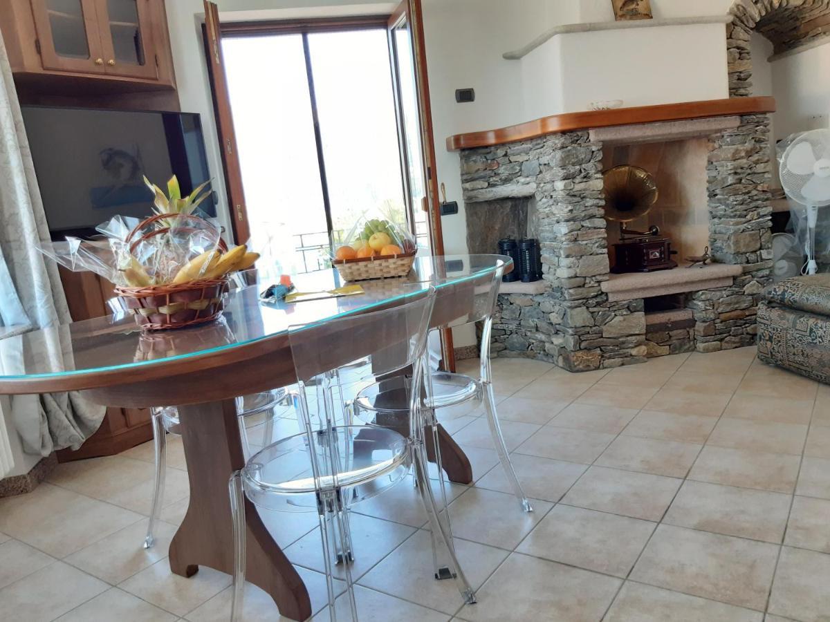 Villa Fede Con Piscina Parco Privato E Sauna Colico