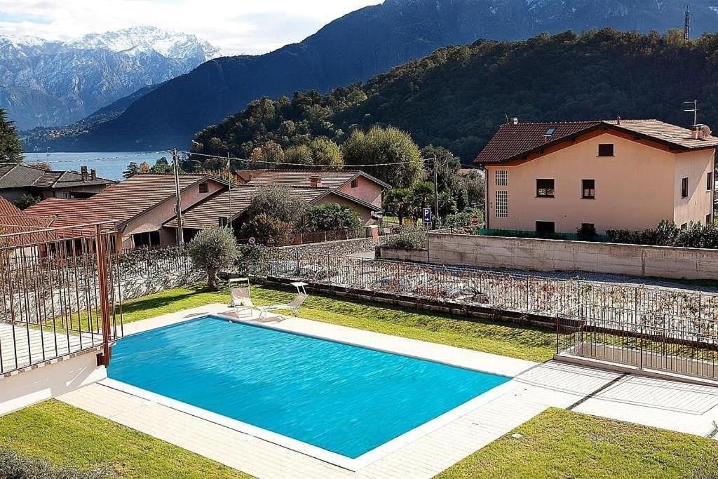 Apartment Village Apartment-pool, Parking, Garden-by Italian Lenno