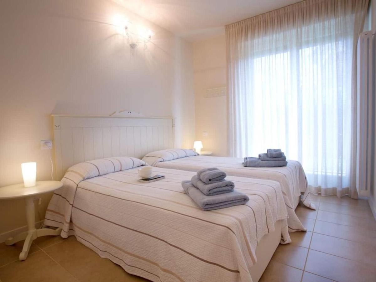 Apartment Village Apartment-pool, Parking, Garden-by Italian Lenno