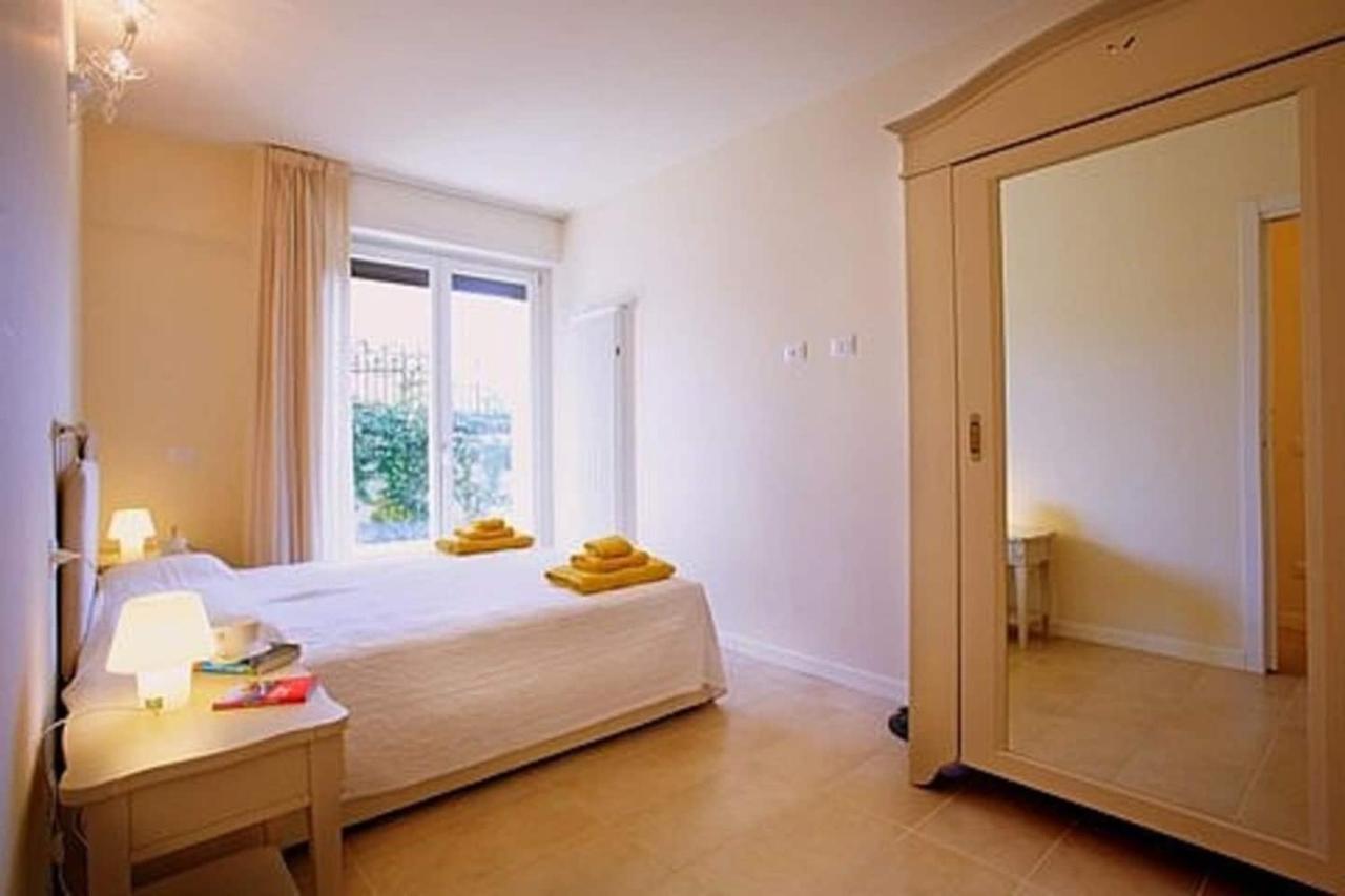 Village Apartment-pool, Parking, Garden-by Italian * Lenno