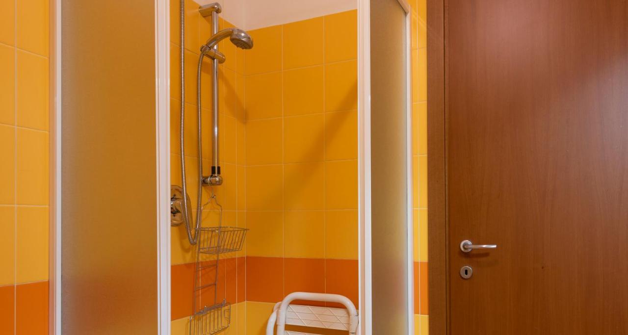 Joivy Vibrant Studio Near Train Station * Como