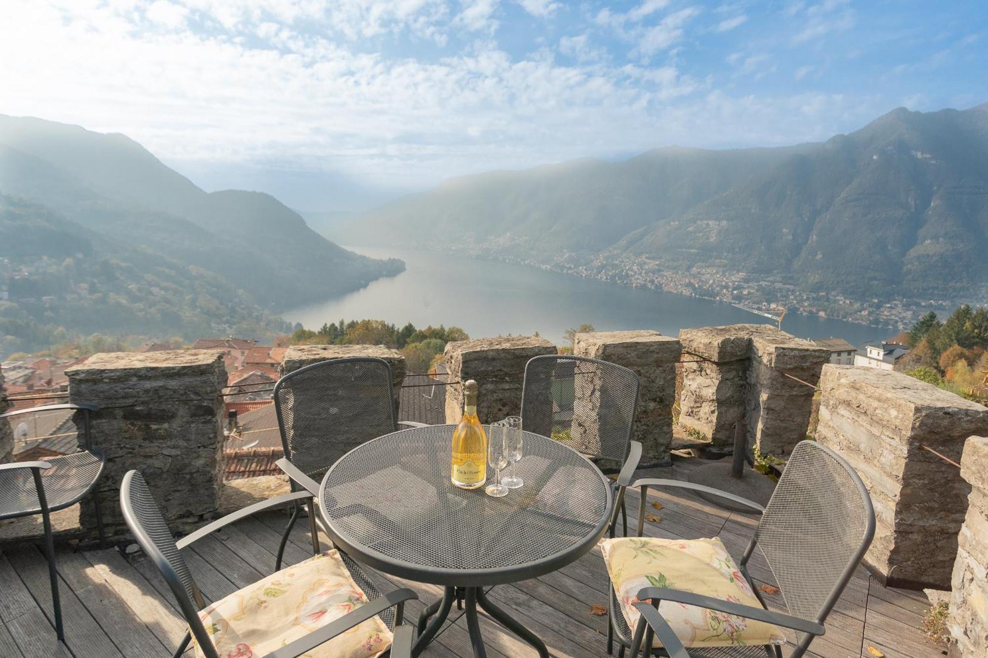 Torre Di Palanzo With Magnificent View By Rent *