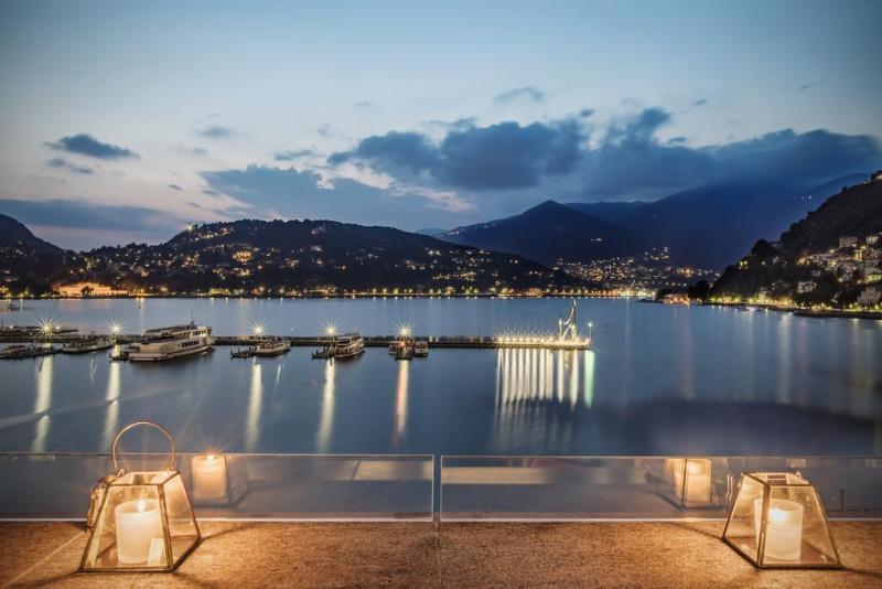 Vista Palazzo Di 5* Como