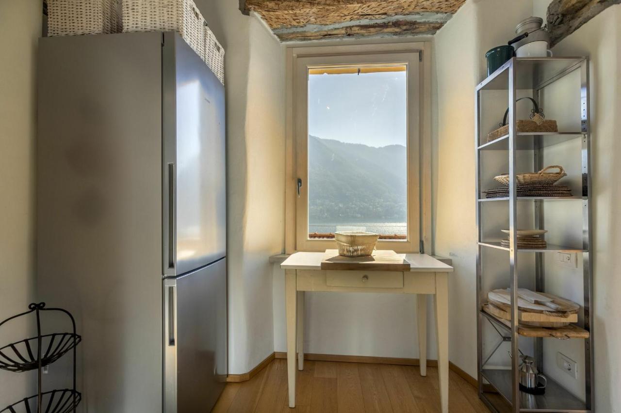Ca Sbrisiga In By Halldis Moltrasio