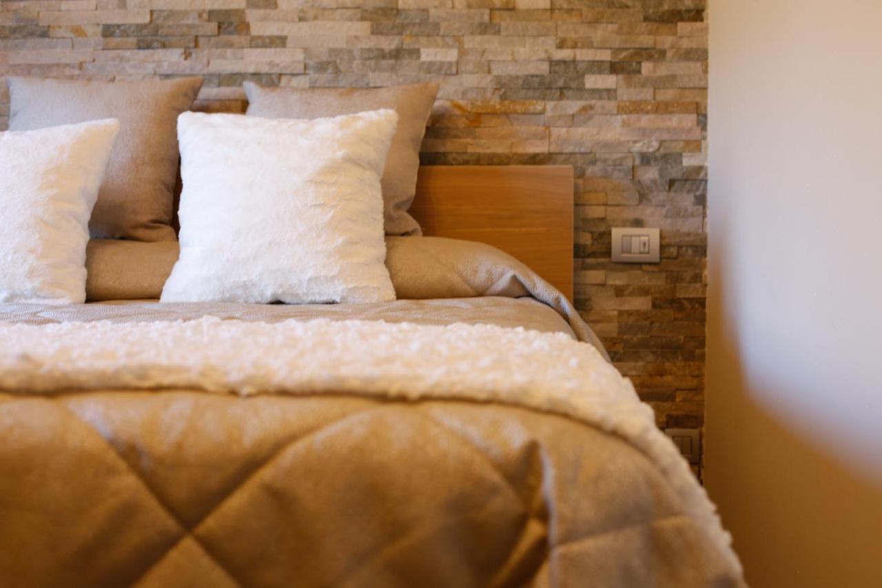 Apartment Cimino Luxury Villas In Como- Fatima #3 Collection Limonta