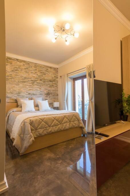 Apartment Cimino Luxury Villas In Como- Fatima #3 Collection Limonta