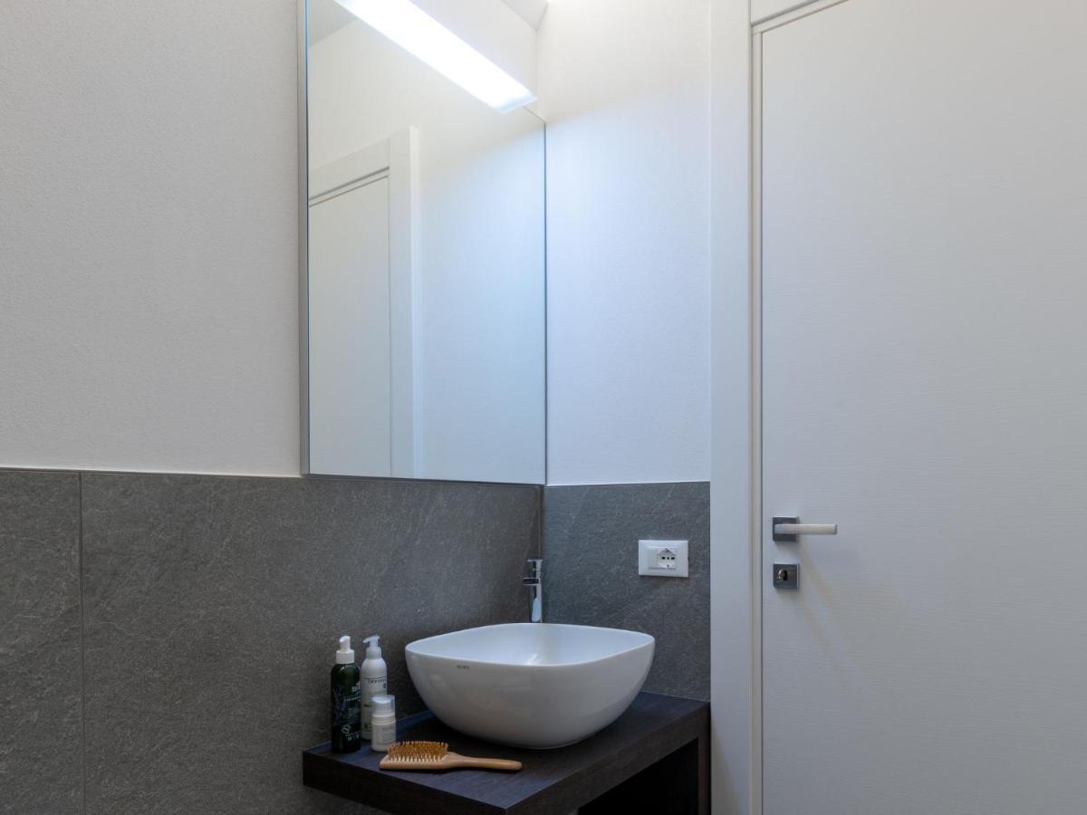 Brezza Di Lago-3 By Interhome Verceia