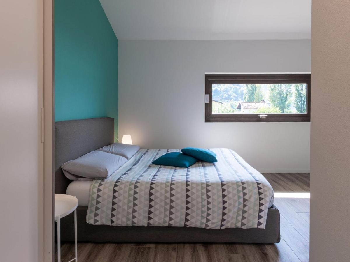 Brezza Di Lago-3 By Interhome