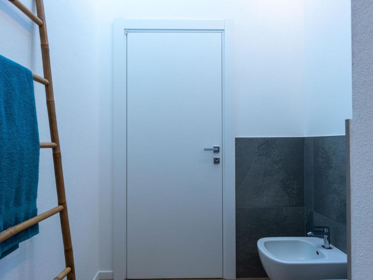 Brezza Di Lago-3 By Interhome
