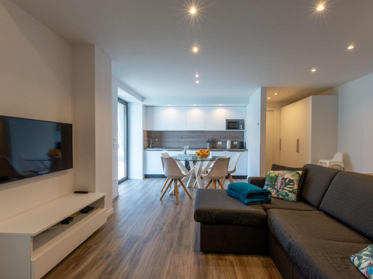 Brezza Di Lago-3 By Interhome Verceia