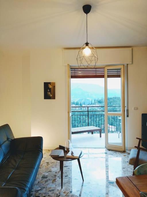 Casa Blu: Refurbished, Amazing View -