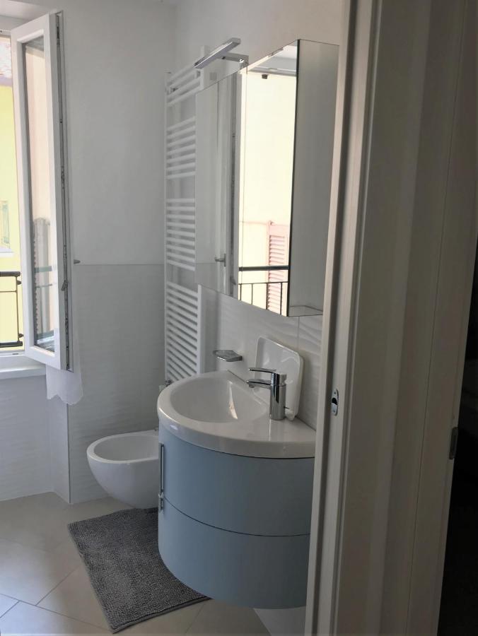 Apartment Domus Graziana - Front Oliveto Lario