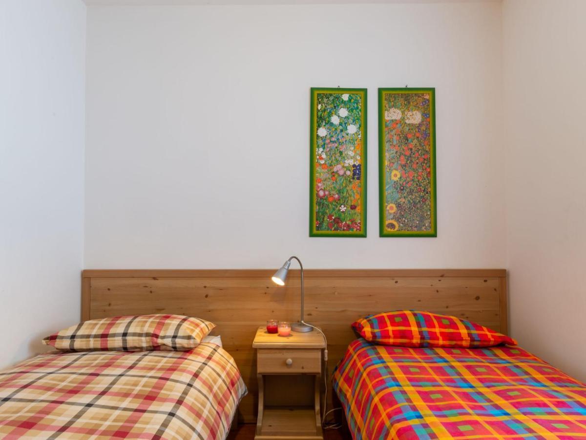 Holiday home Ronco - Vna216 By Interhome