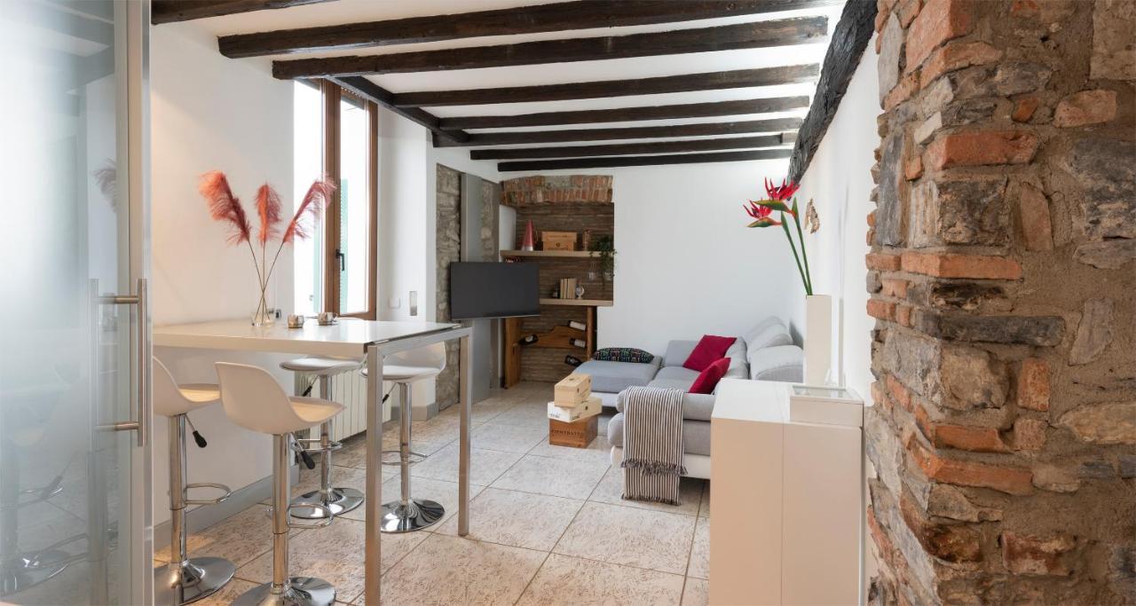 Apartment Joivy Cosy In Centre Como
