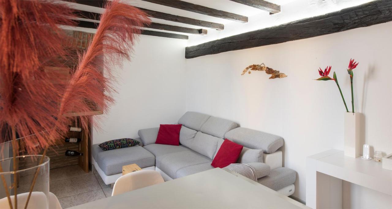 Apartment Joivy Cosy In Centre Como