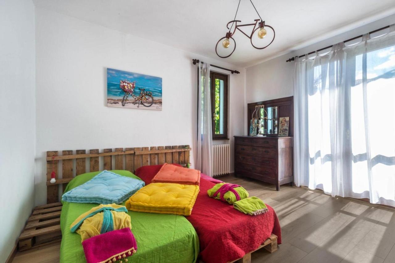 Foreground - Pet Friendly Stay- Garden-parking-lake View- Bike Friendly House