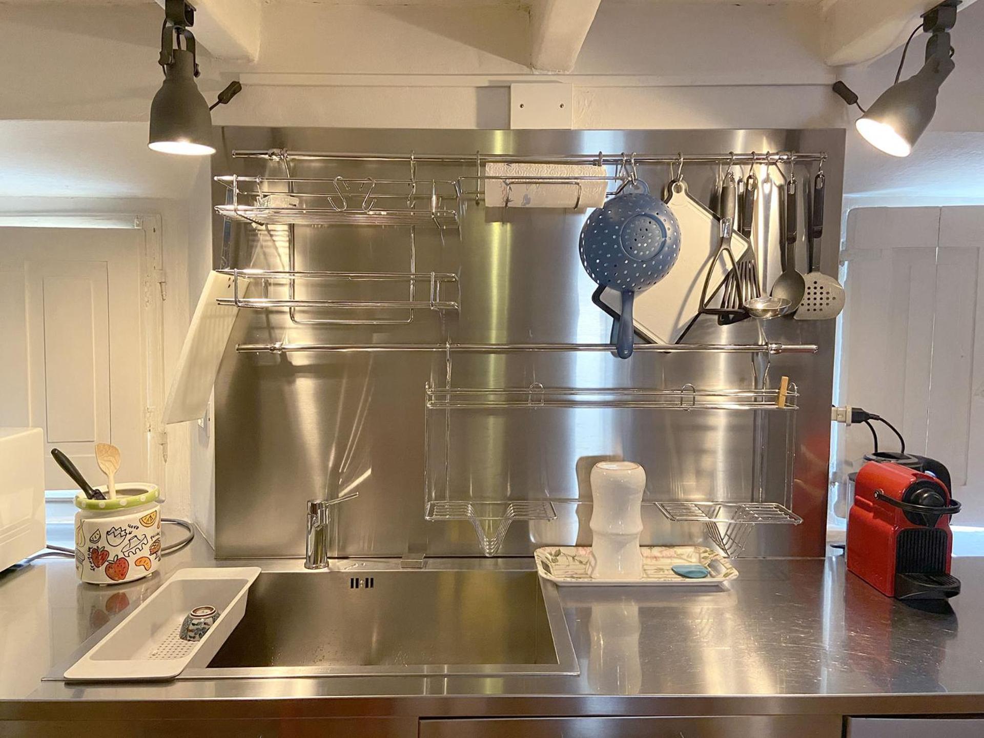 Apartment Fascinating Hideaway In A Physicist's Como