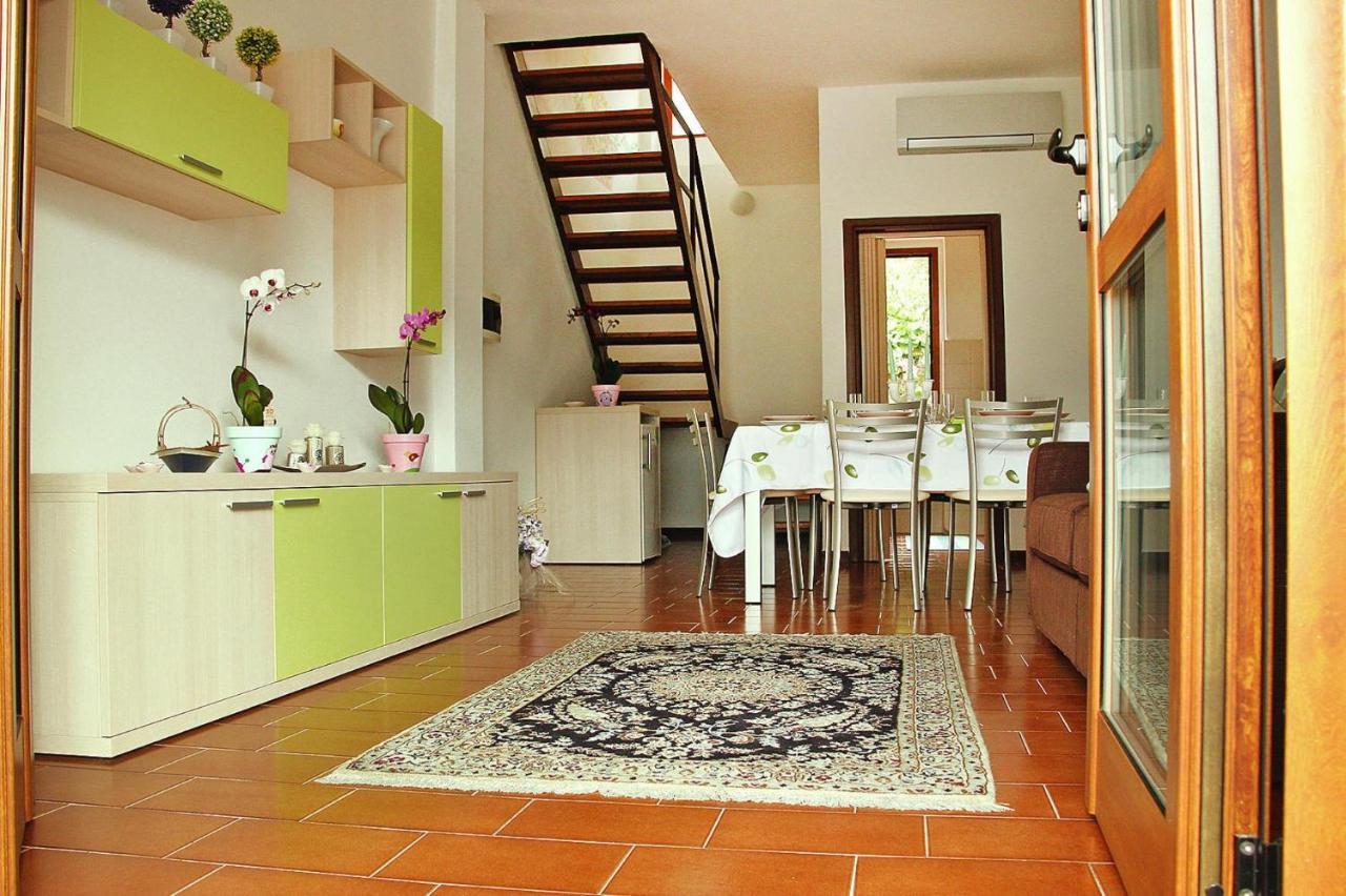 Apartment Directly On The Lake Paganini Flats In *