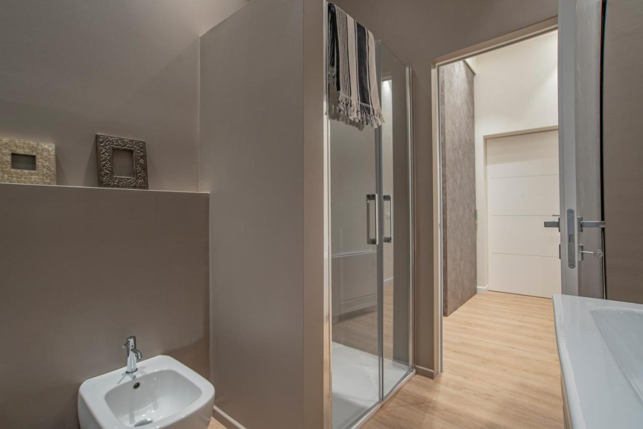 Apartment Roma - By Myhomeincomo *