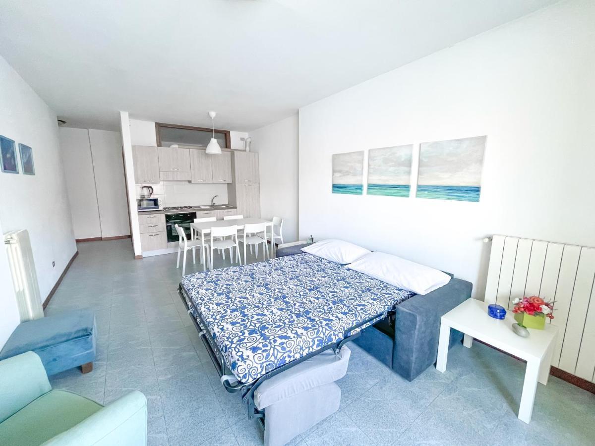 Apartment The Sunset 2 By Design Bellano