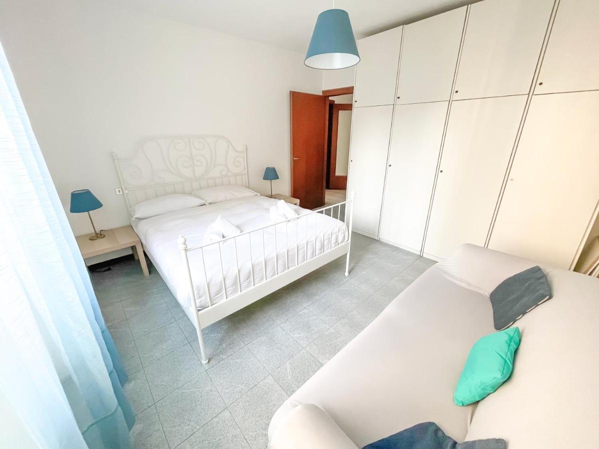 The Sunset 2 By Design Apartment