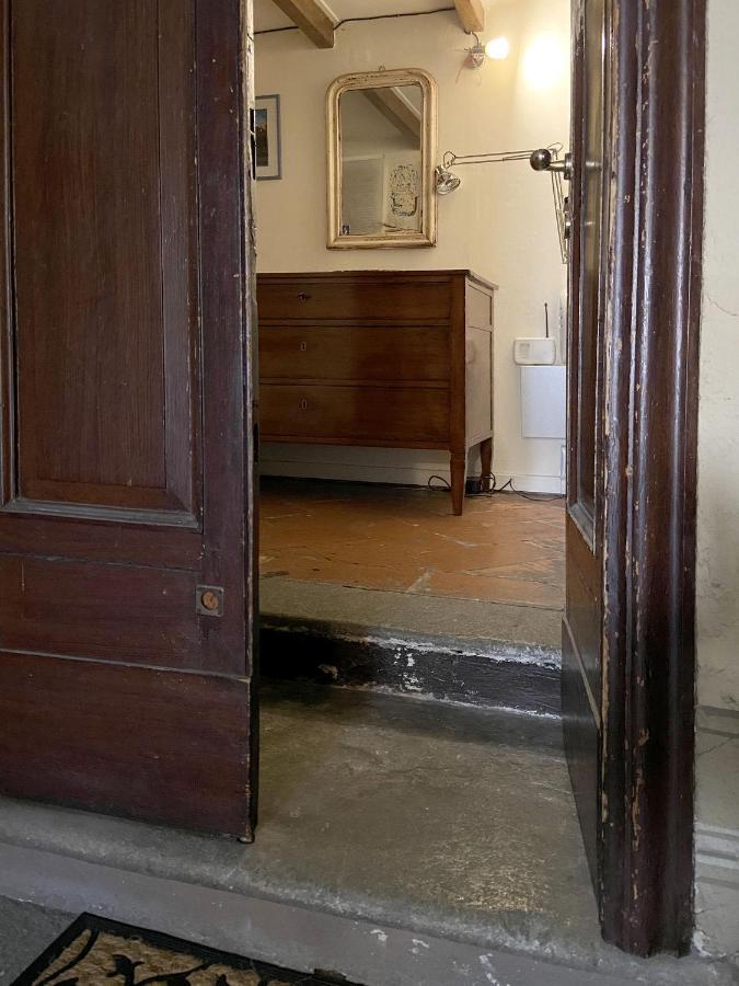 Fascinating Hideaway In A Physicist's Como