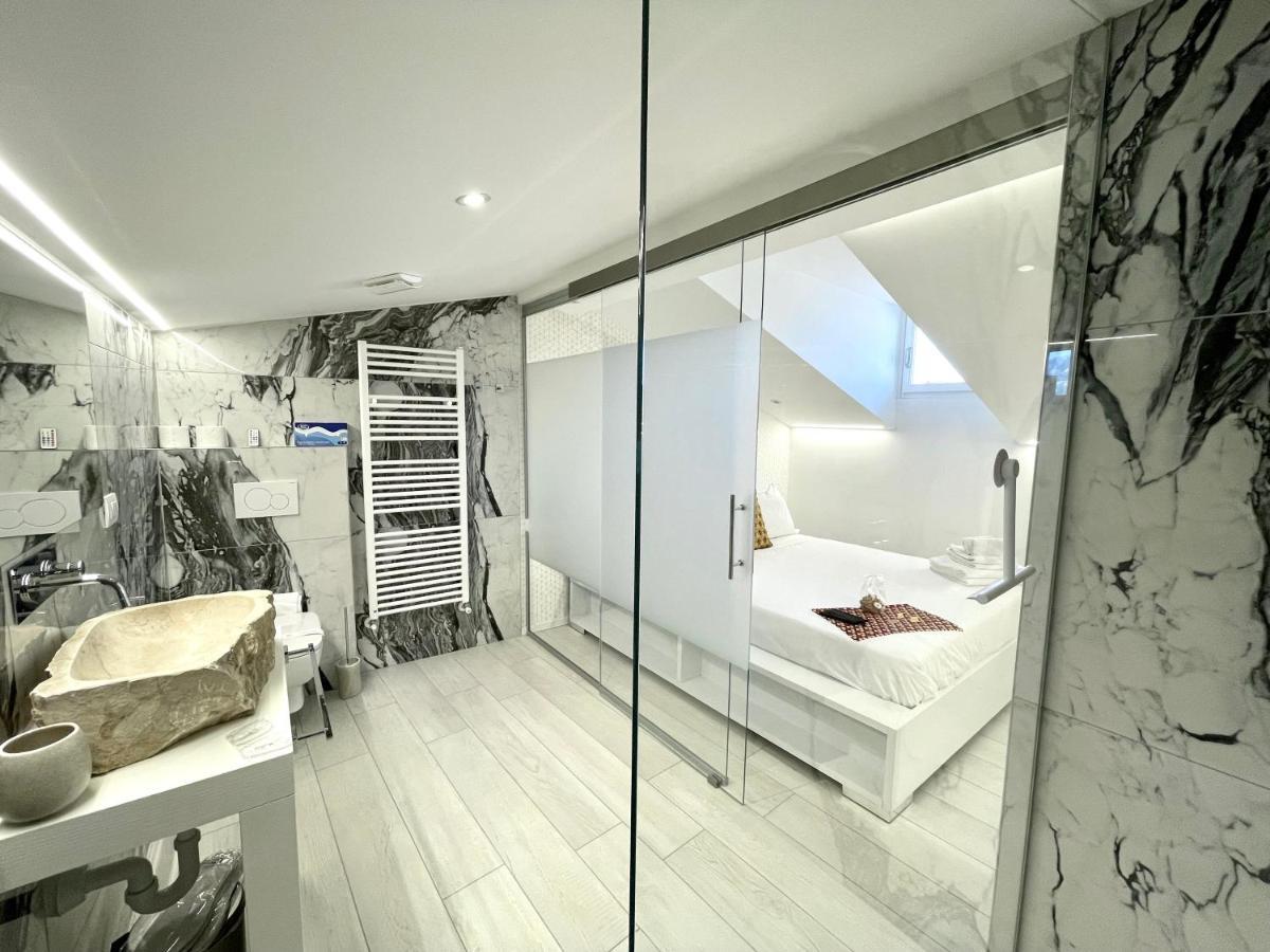 Mariarosa Guest house *