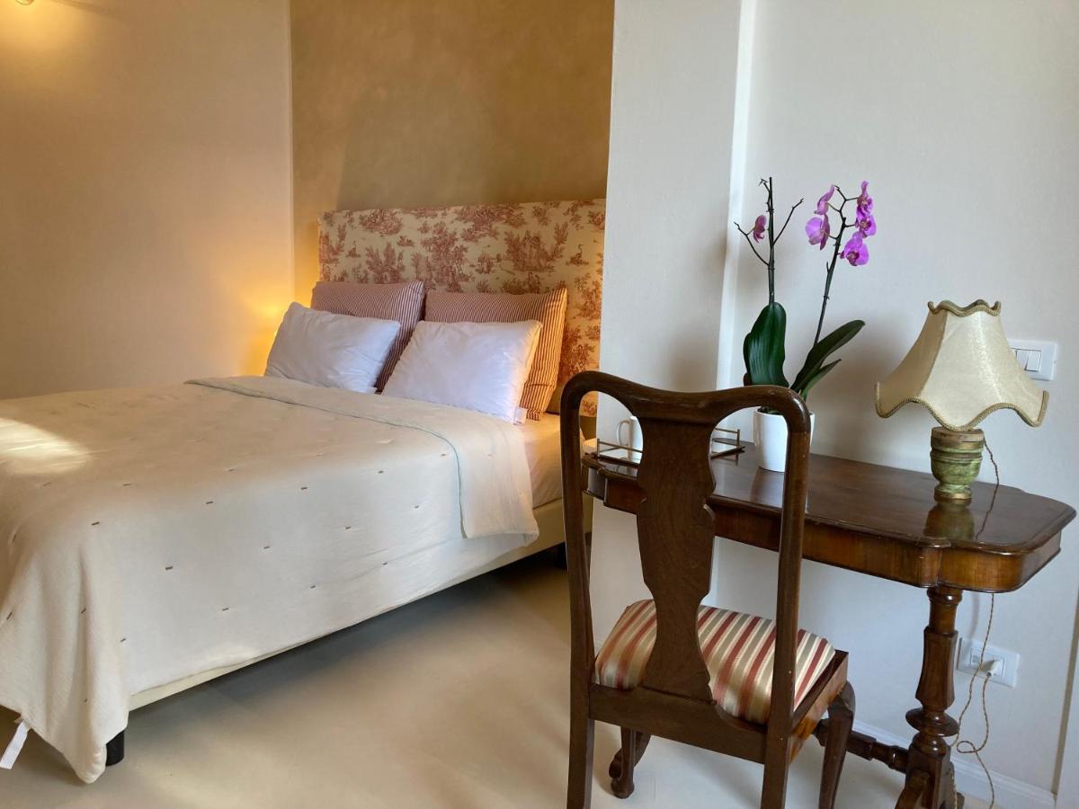 Lina Bed & Breakfast