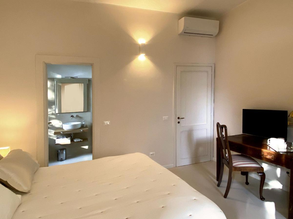 Bed & Breakfast Lina 4*