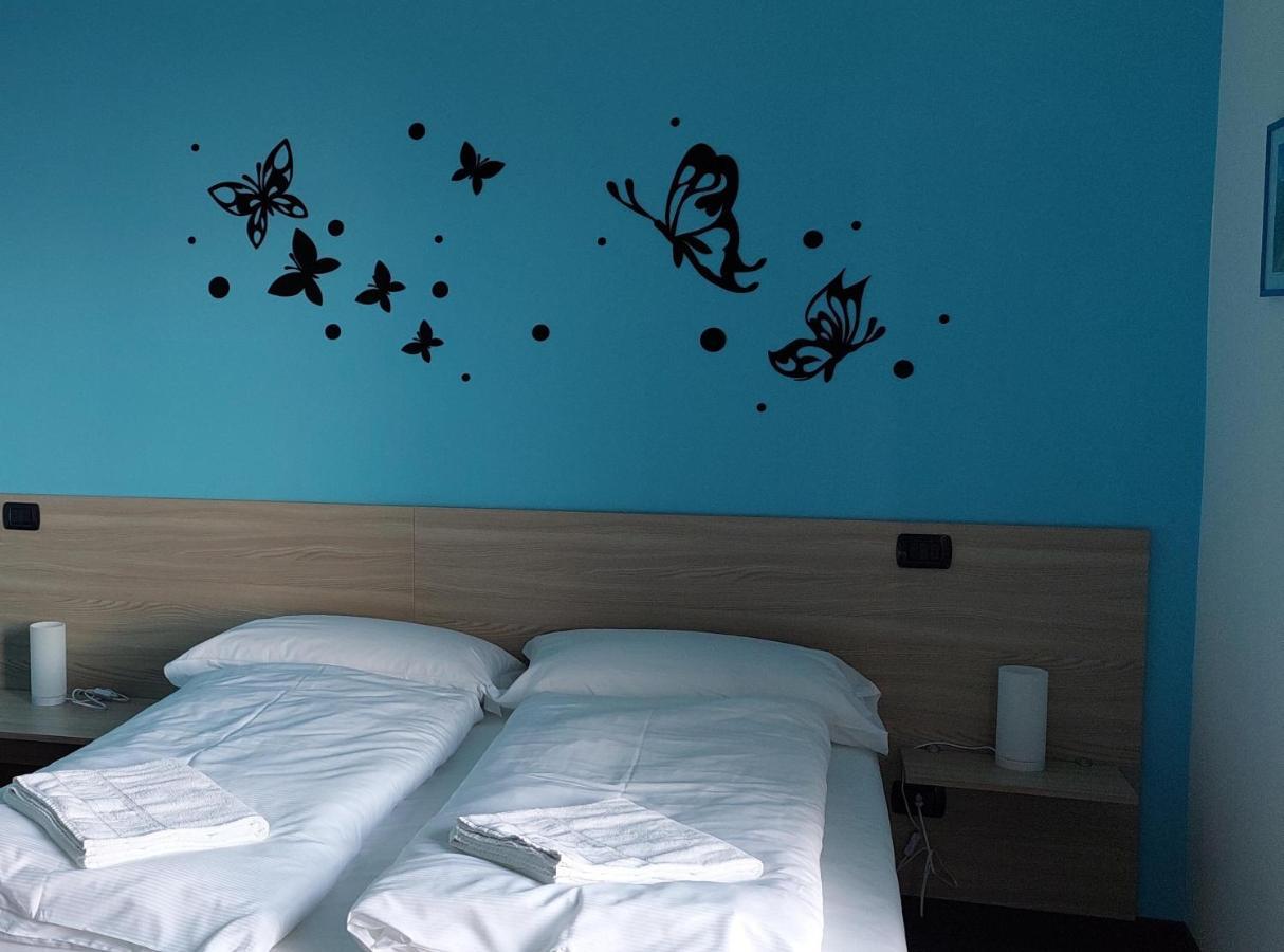 Eden Bed & Breakfast *