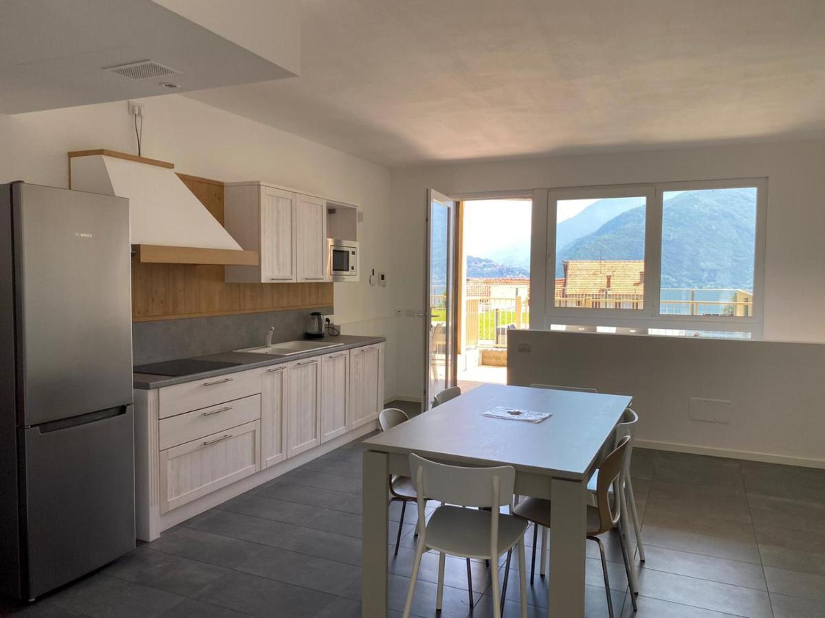 Modern Lake View With Pool Apartment Musso
