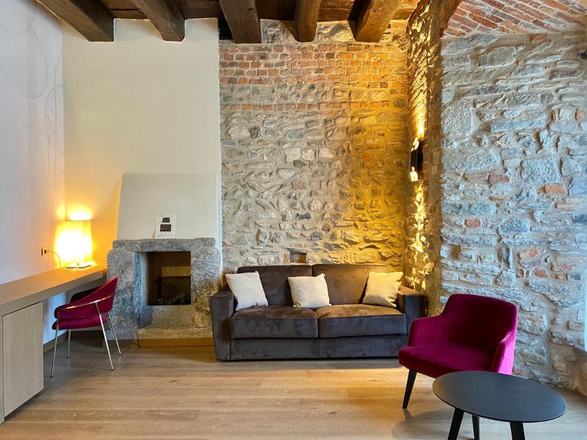 Relais & Castello Di Casiglio Hotel