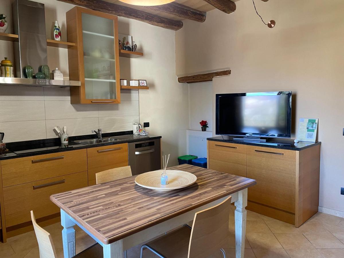 La Casa Sul Sasso In Town Serviced Aparthotel Dervio