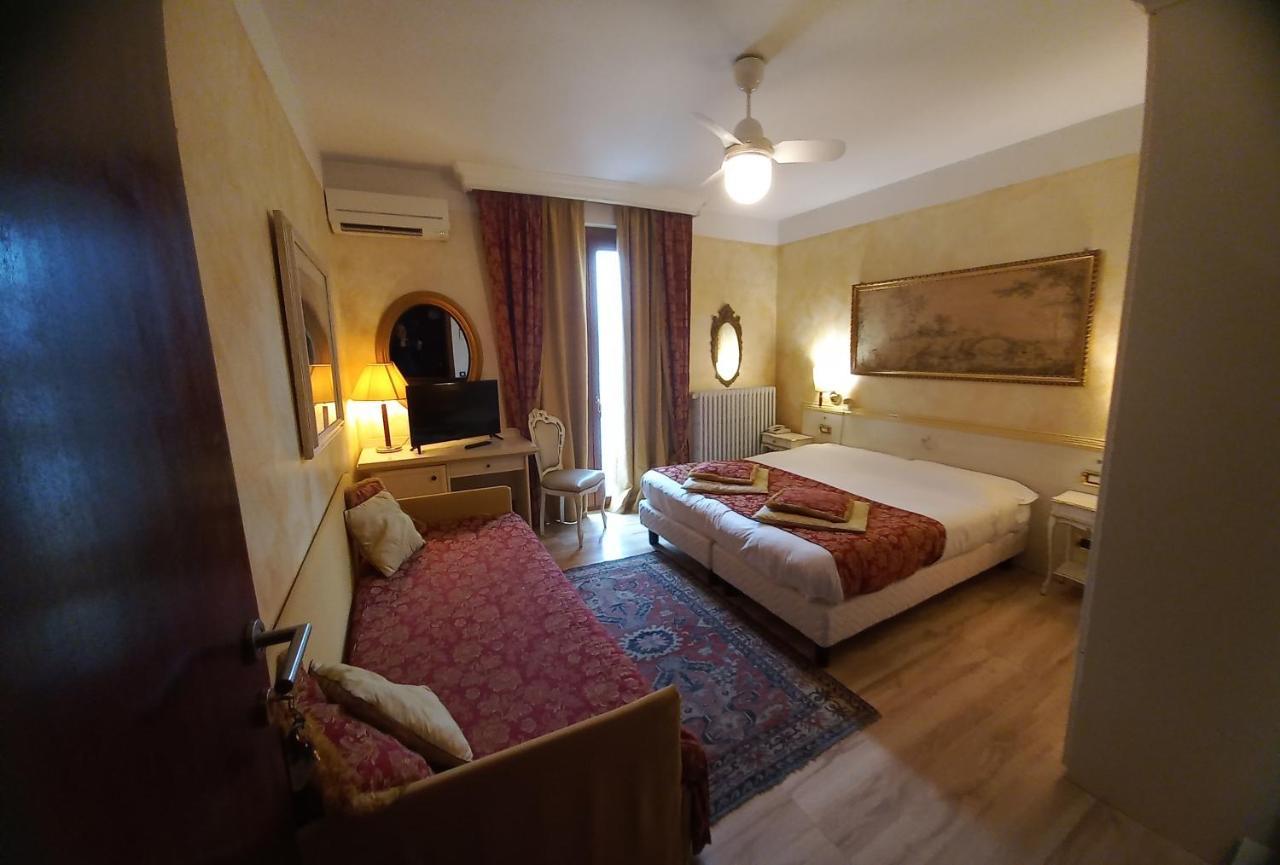 San Marino Hotel