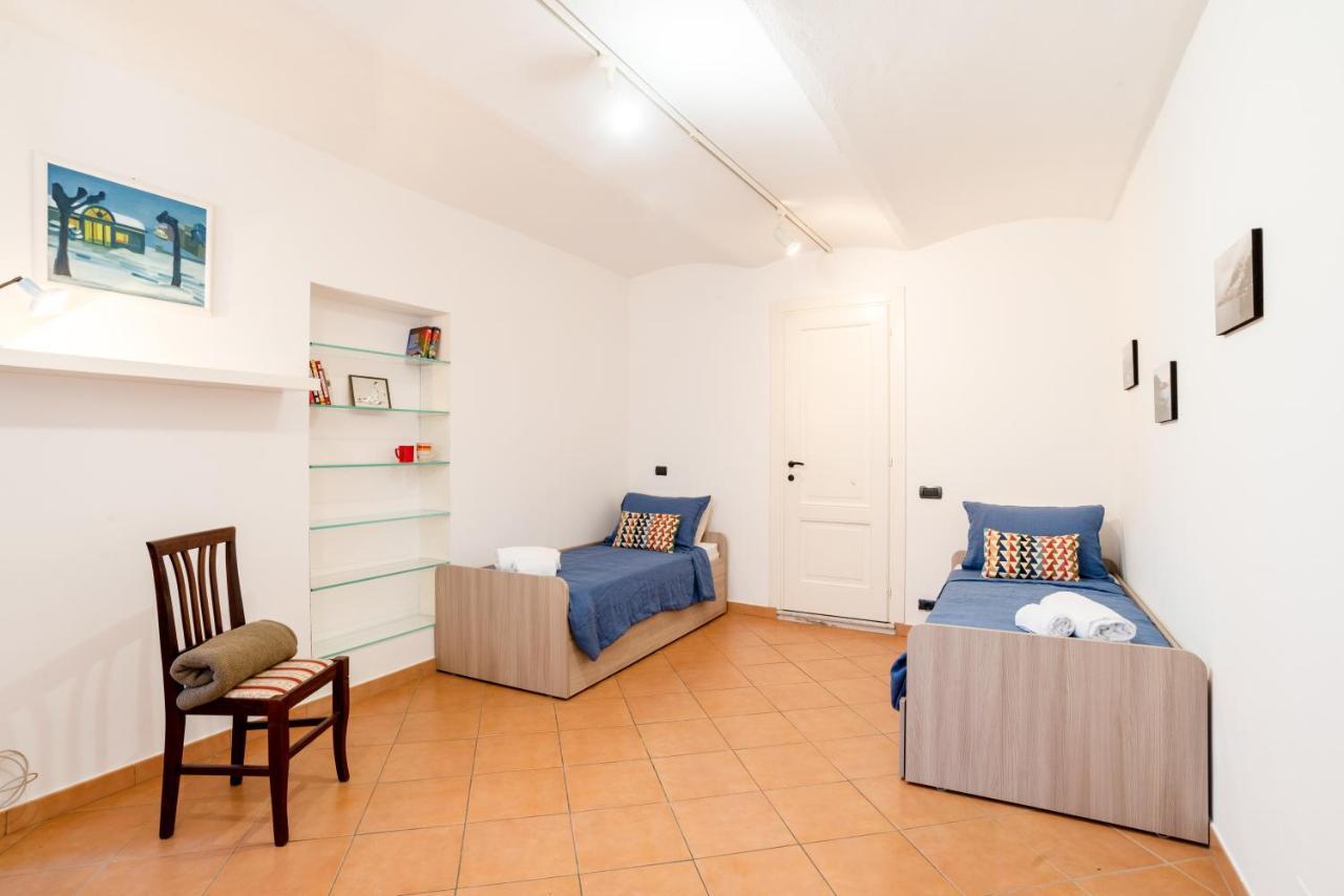 View With Private Parking Apartment