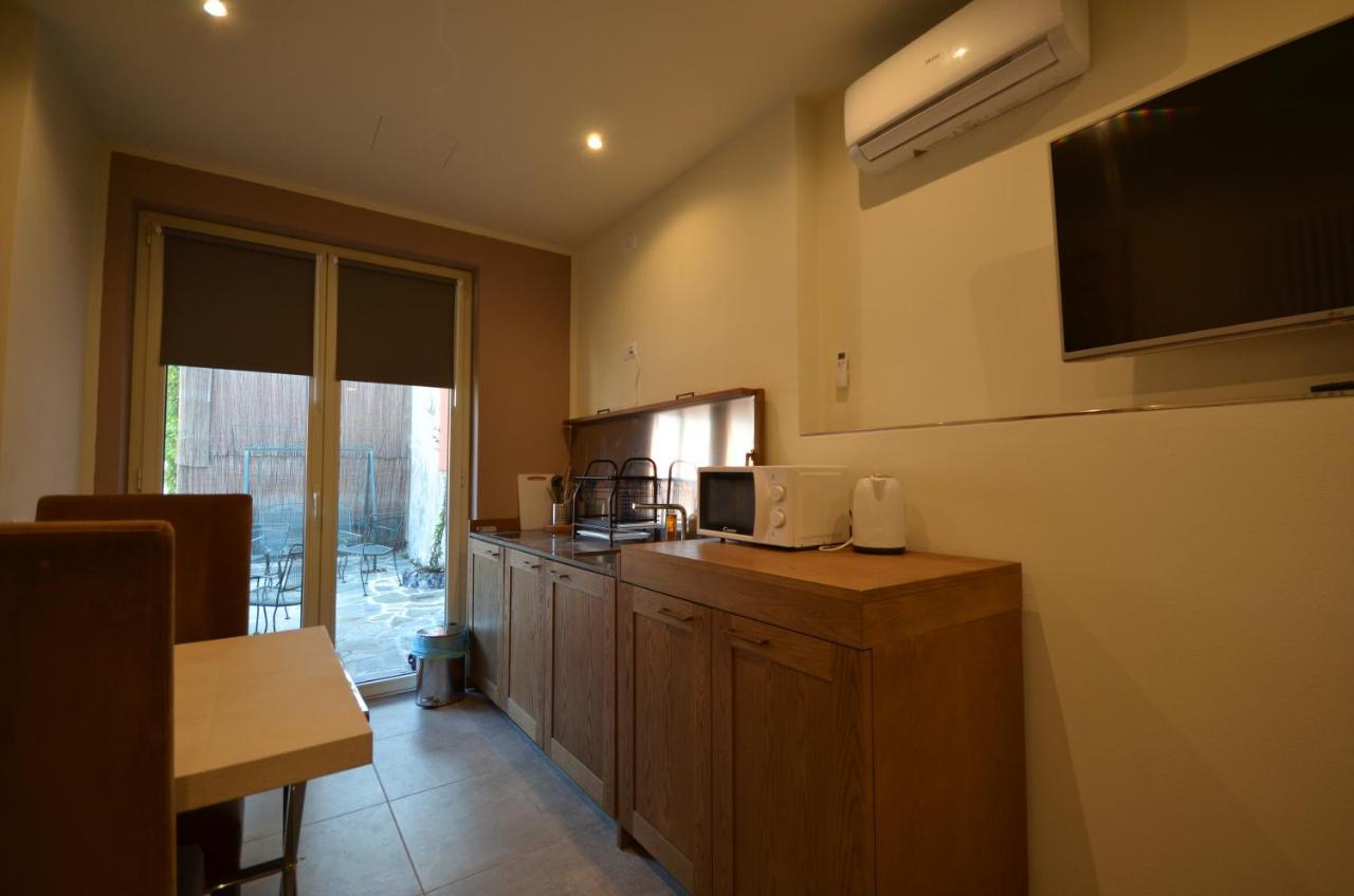 Varennahouse Aston Apt *