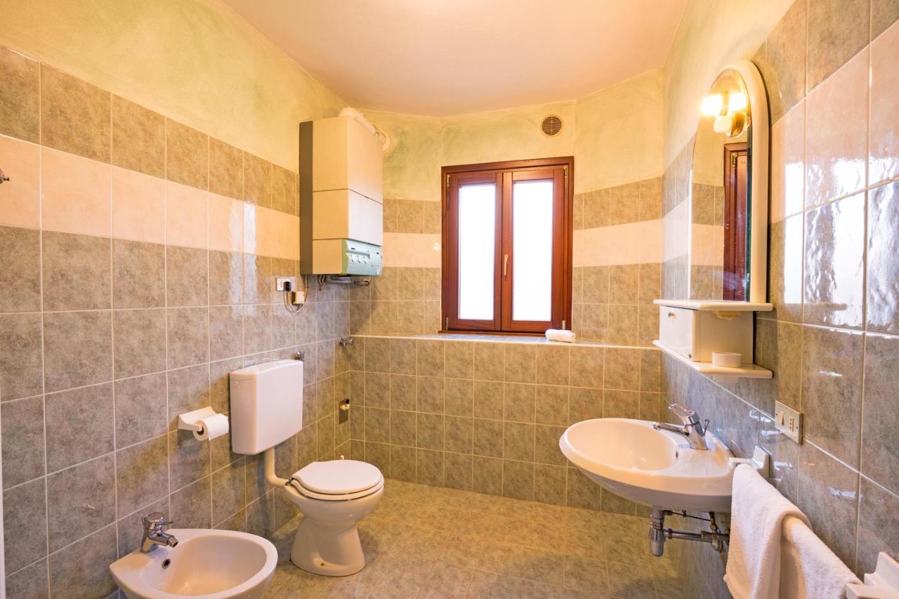 Riva Di Pianello Balkon-ferienwohnung Am See Pianello Del Lario
