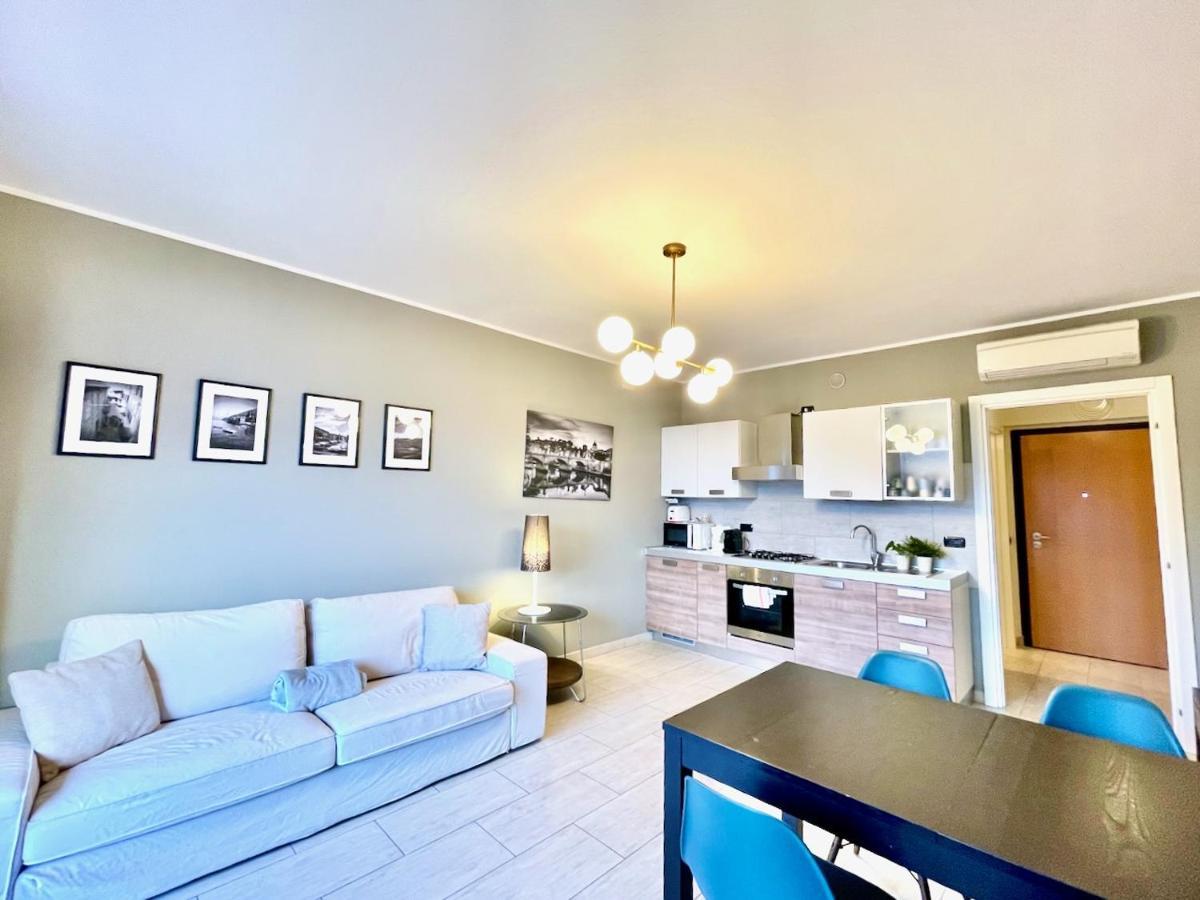 La Vista By Design Apartment