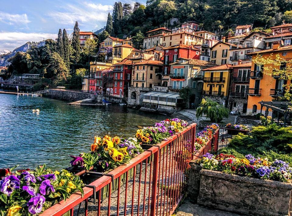 Annina's House Historic Centre Apartment Varenna