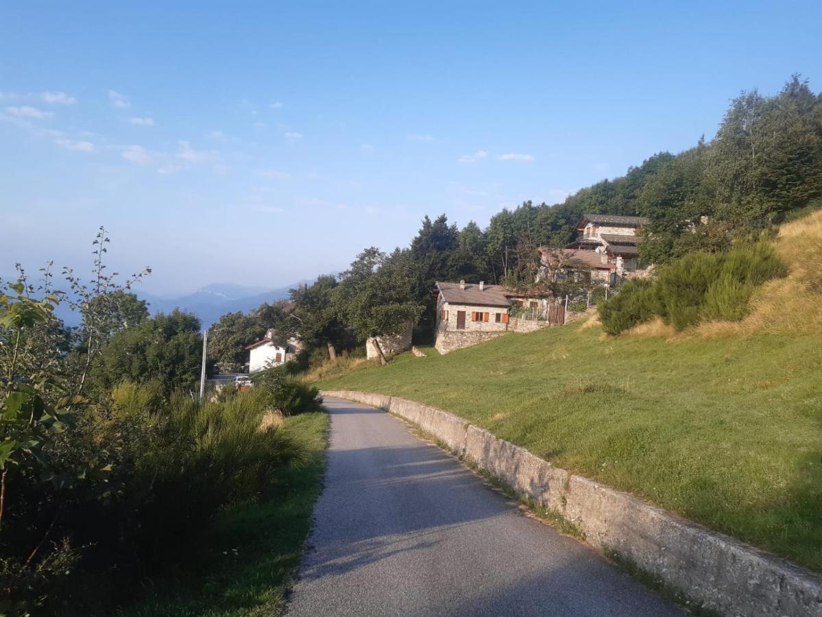 Casa Anna - Montemezzo Holiday home Bugiallo