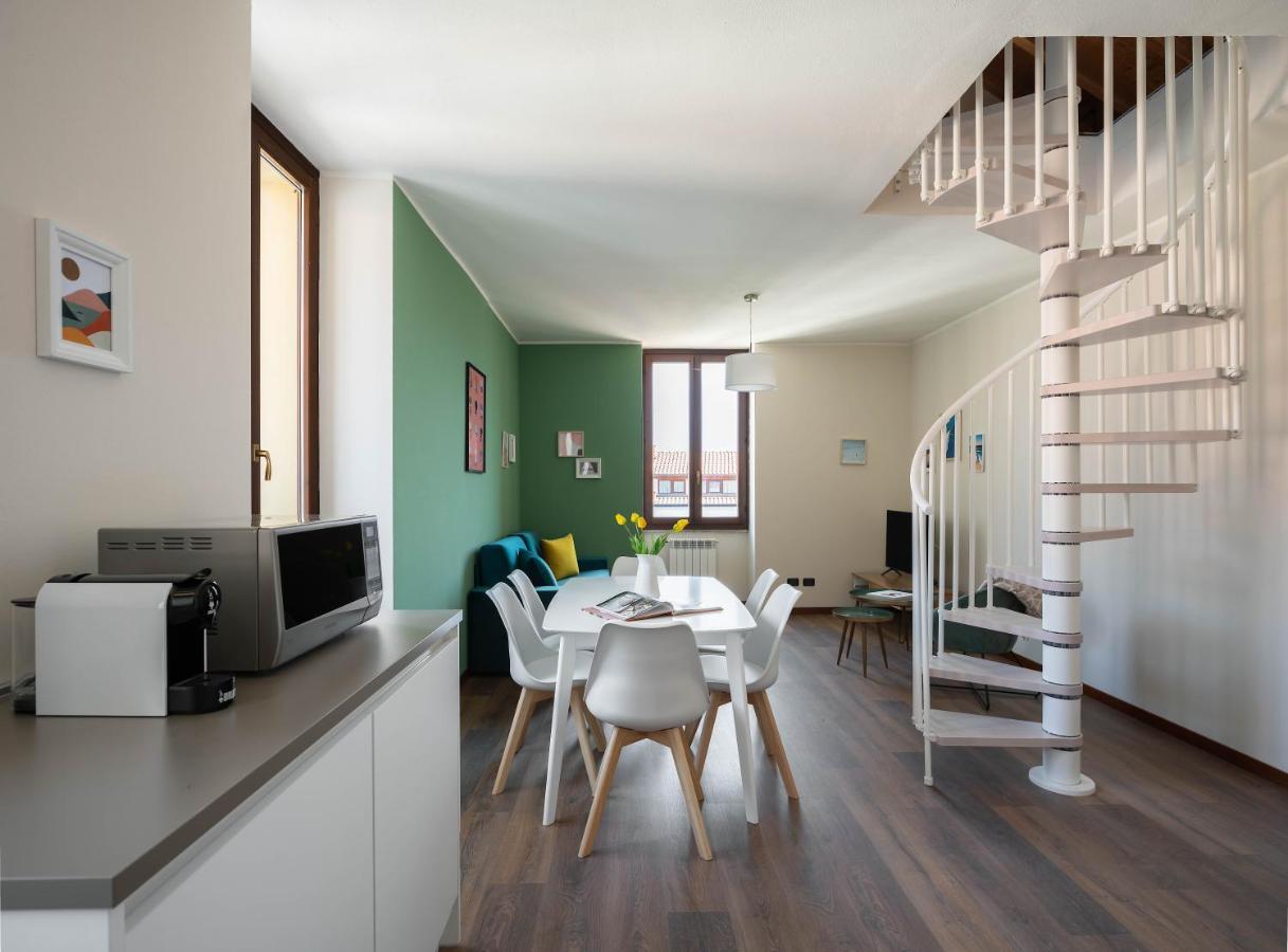 Lario's - 10 Suites On Lake Apartment *