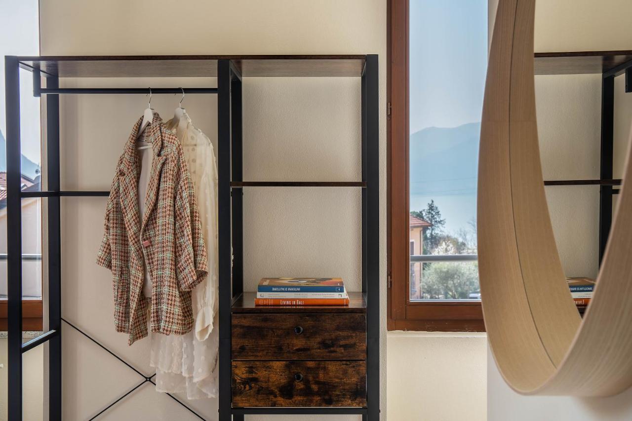 Lario's - 10 Suites On Lake Apartment *